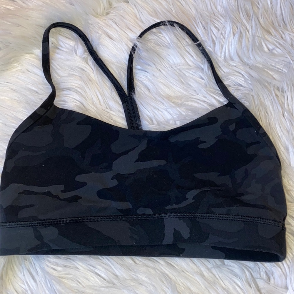Lululemon Flow Y Sport Bra size 6